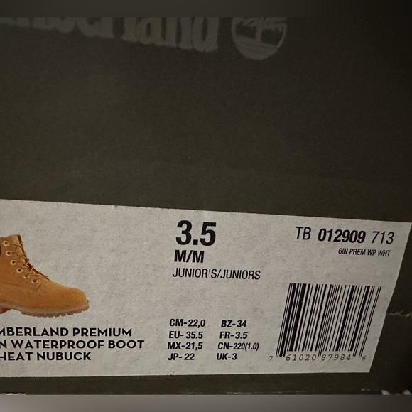 Pink customized timberland 3.5 juniors - Picture 4 of 4